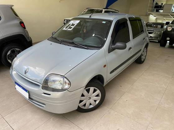 RENAULT CLIO 1.0 AUTHENTIQUE 16V GASOLINA 4P MANUAL